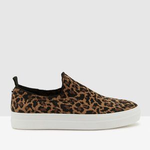 Steve Madden Darayl Slip-On Sneakers - women's size 6 - EUC excellent used cond